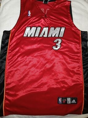 Dwyane Wade #3 Miami Heat Adidas Vintage Authentic Pro Sizing Cuts.